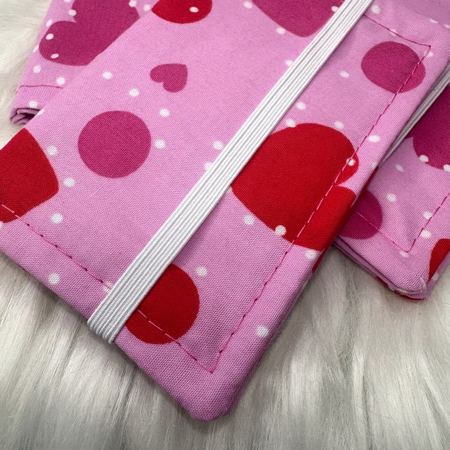 Card Holder Wallet with Keyring | Love Heart Pattern