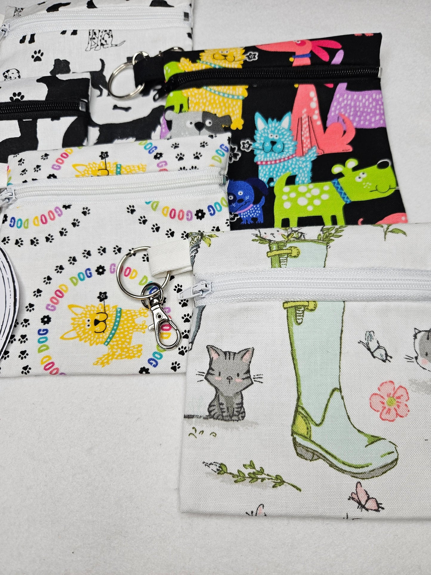 Small Zip Pouch with Lobster Keyring. 100% Cotton. Size 4" x 4.5" Pet Design Collection